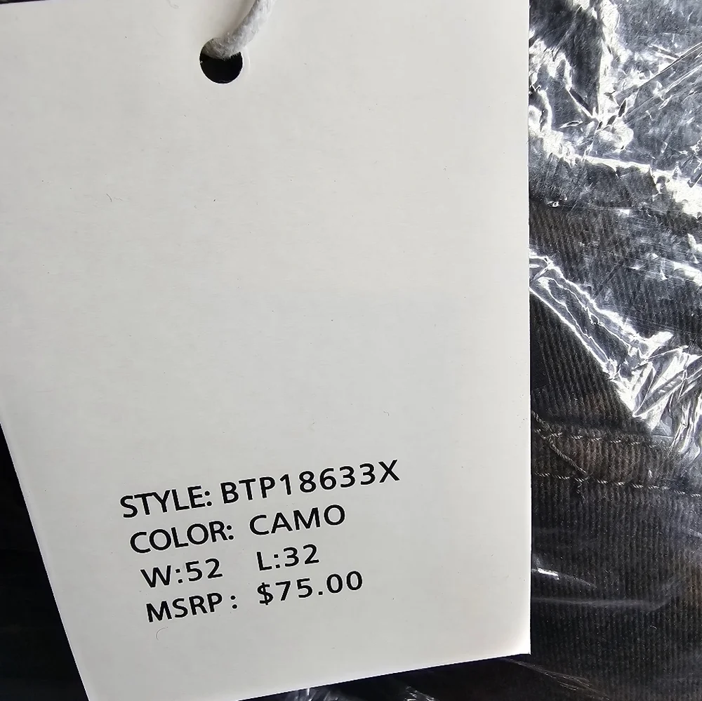 Blind Trust Men's Big & Tall, Distressed Camo Jeans,Size 54X32 ✨️NWT✨️ - Picture 8 of 12